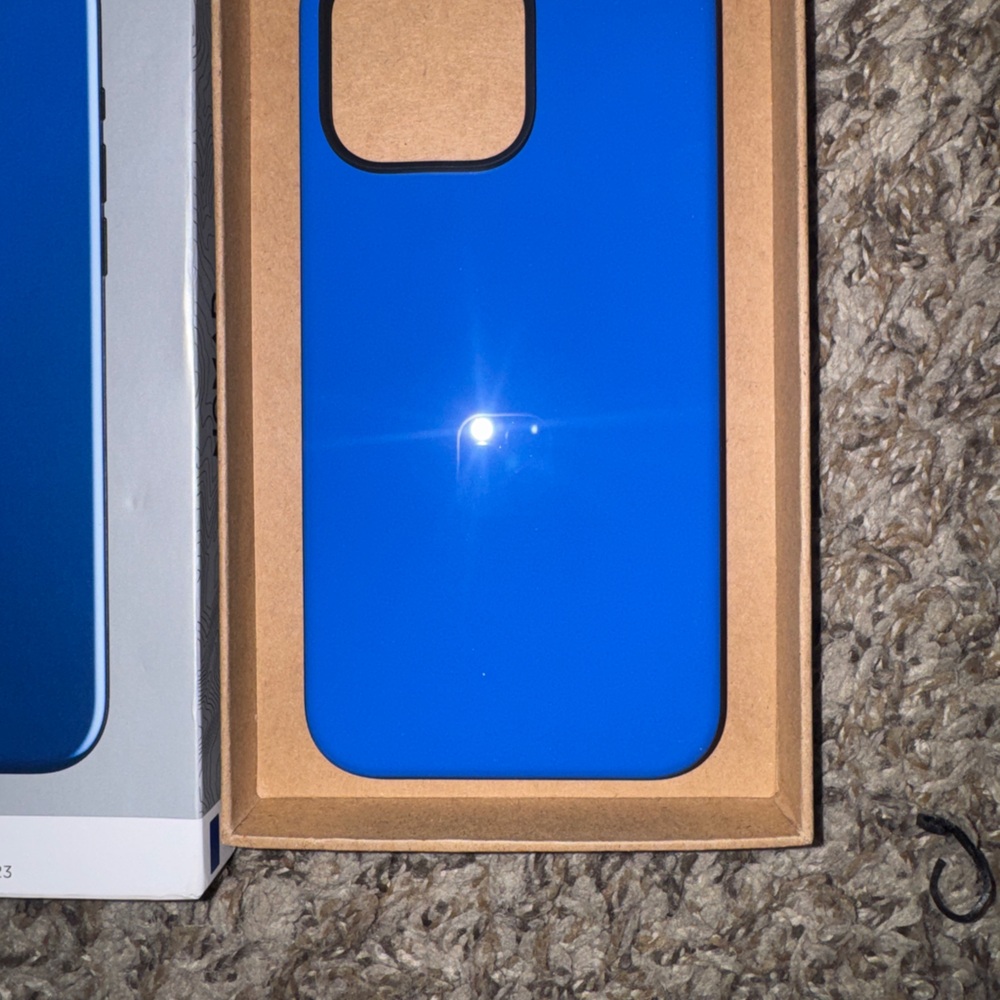 Nomad Sport Case for New iPhone 6.7" 2023 - Super Blue - Picture 4 of 11